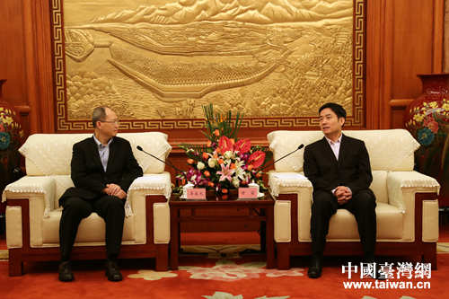 �Ĵ�ʡ��ʡ�L(zh��ng)���أ��ң���(hu��)Ҋ(ji��n)�_(t��i)�༯�F(tu��n)�����L(zh��ng)�����ʣ���)