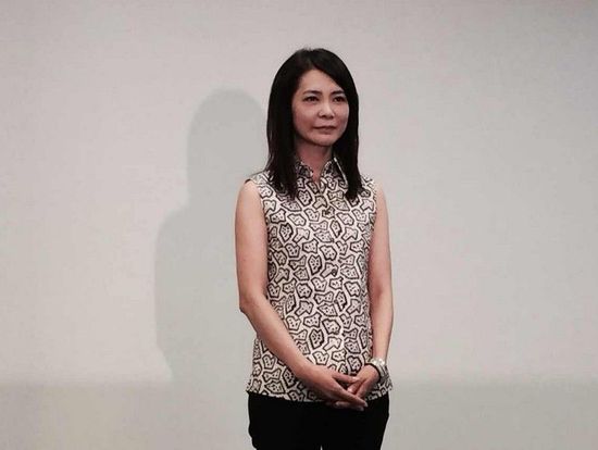 �������F��