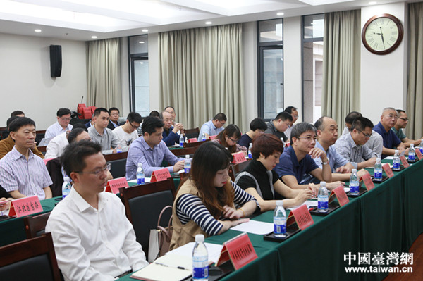 ���h�F��