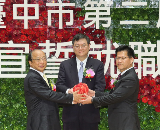 �ּ������ľ����_(t��i)�����L(zh��ng)��ӭ���_(t��i)���r(sh��)�����D��