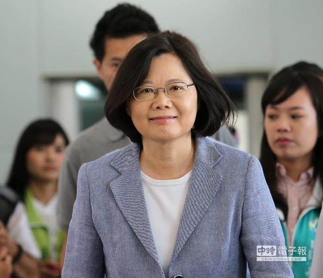 ���M(j��n)�h���x�˲�Ӣ��ϣ���������x���v�����㡢�к܏�(qi��ng)�Ĝ�ͨ�����������I(l��ng)��(d��o)�F(tu��n)�(du��)����