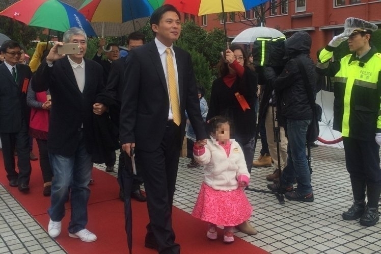 �¿ơ���ί���y�Ҿ��߼t̺�������f(shu��)�����Ĺ֮�