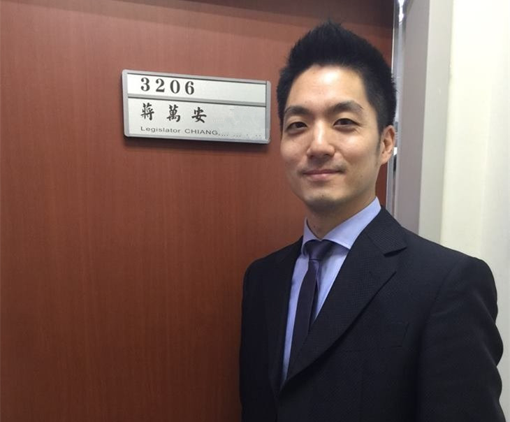 �Y��ʯ���O�״ο��|ԃ�Pע�˲ņ��} �@����ý�w�Pע