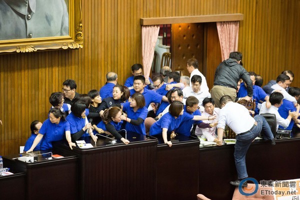 �����h�������������"��۹�"���� ŭ�Z"������(zh��n)��"