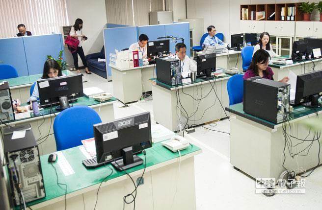 ��һ��һ�ݡ���·����Թ �_����ֱ���̮�(d��ng)�֟o��