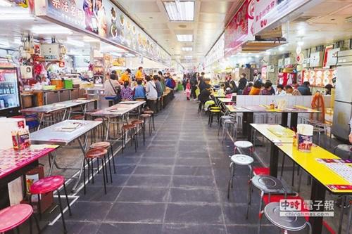 �_���ֹ�������ο͸��_����3����׶�ȫ���µ�