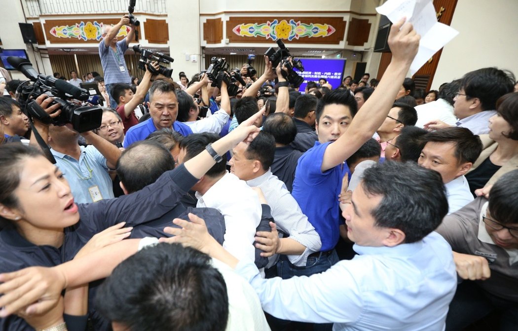 ����ۡ��Q���� �_"��Ժ"��"ǰհ"�{�G����ȫ����