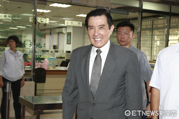 �RӢ�ŬF��С�W���n ��С�W��:�ゃ֪��"�Ŷ����R"��?