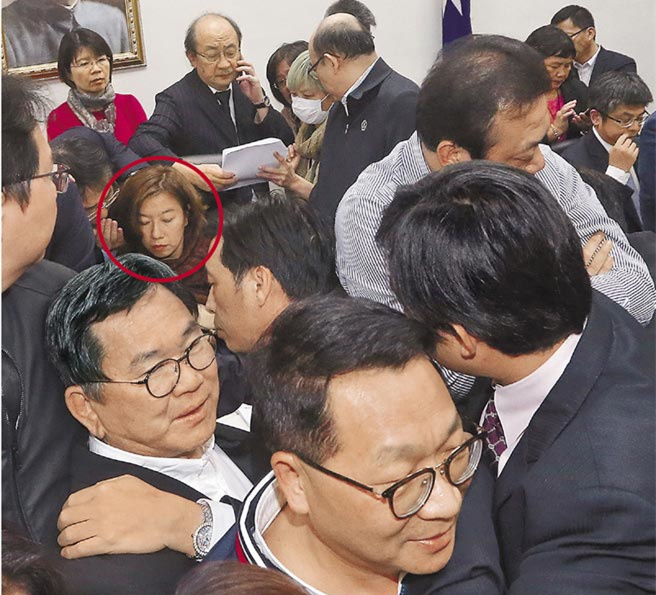 ���M�h��ҹͻ�u��Q ���ڻ����������������^�P