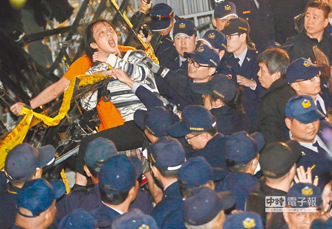 ��ŭ���֮��x�_��������Ժ����ȴ�����