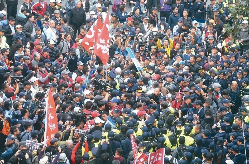 ��Ӣ�����Q�����Ͻ��ǈ�(zh��)���h����� ��h͢:�����?zh��n)? complete=