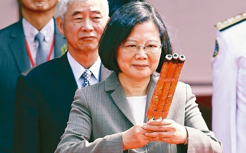 ���M�h�������x�ٴζY׌�����ܣ���Ӣ�İ�ָ����P׃�ˡ�