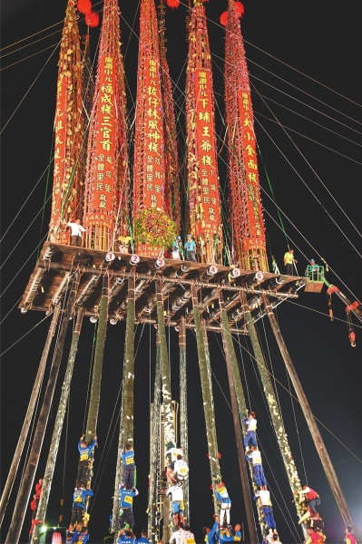 宜蘭“頭城搶孤”活動現場 宜蘭“頭城搶孤”活動現場