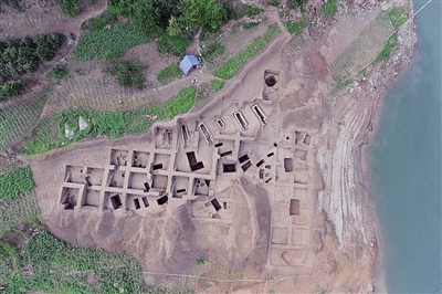 ����������E��Ϫ�Ļ�Ĺ����� Ĺ�����������P