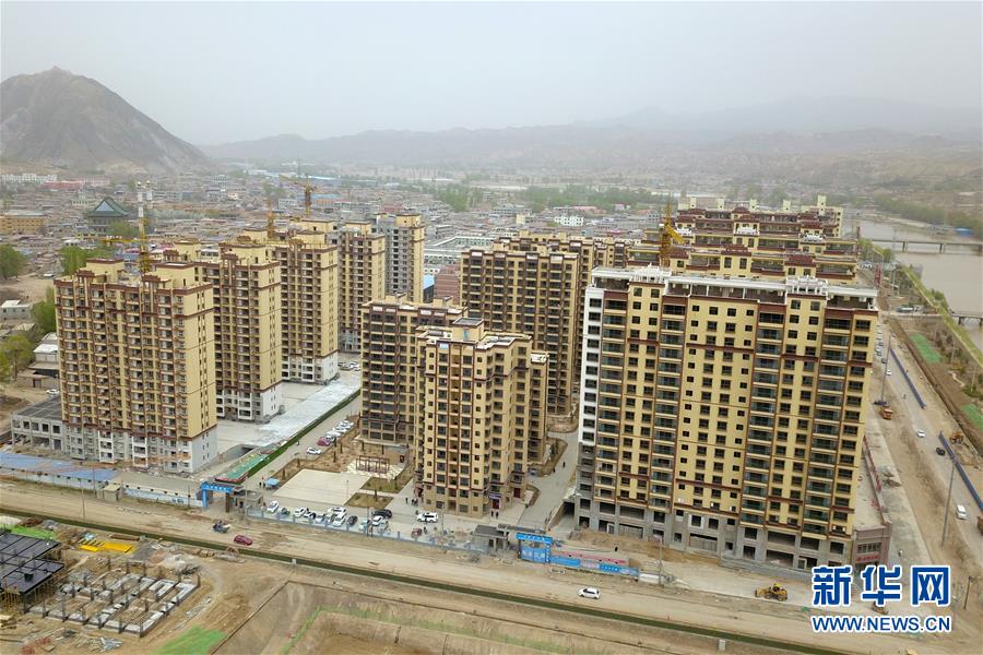 �����Aȫý�^�l�������҂���С������Q��Q��Óؚ���ԡ��D�Ļ��ӣ���4��Óؚ���ɫ