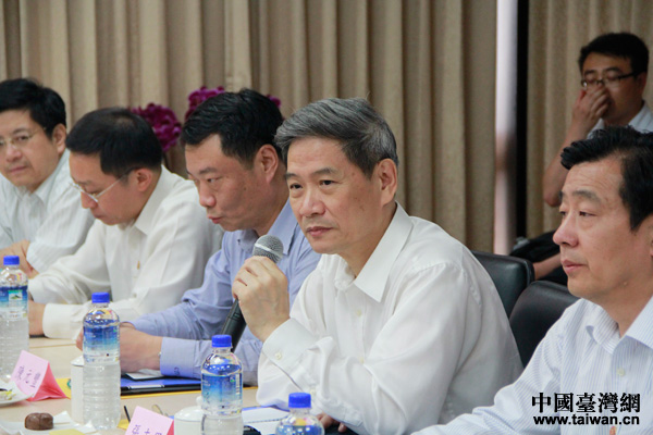 �r�����ɰ��Pϵ����־܊���L�±��оS��ң����c�_����С��I����Մ����