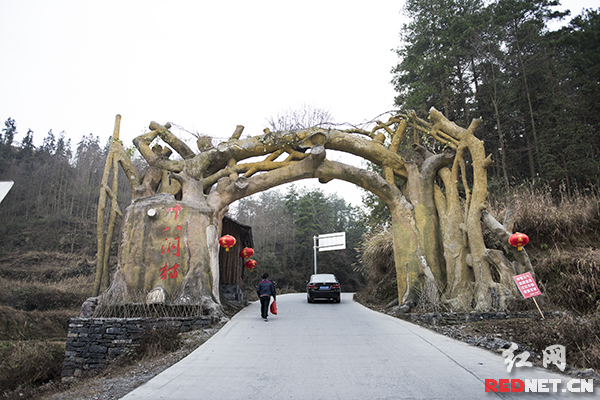 ����ؚ�����l(xi��ng)���С�һ��1053��ؚ����Óؚ�������r�ڵı��L�E���cɽ�l(xi��ng)��׃