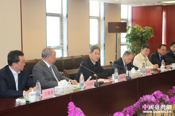 國務院臺辦主任張志軍8日在鄭州考察在豫臺企并與臺商代表座談 國務院臺辦主任張志軍8日在鄭州考察在豫臺企并與臺商代表座談