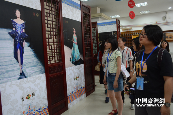 �Ͼ����\�����^