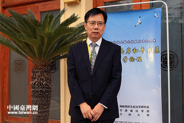 �����A���ɰ���(j��ng)��(j��)���(hu��)�ںϰl(f��)չ�����(gu��)��ƽ�y(t��ng)һ��·���ͷ�ʽ