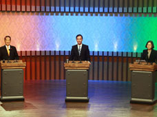 2016�_���؅^�I���ˡ���������x�e�Y���ҕ�